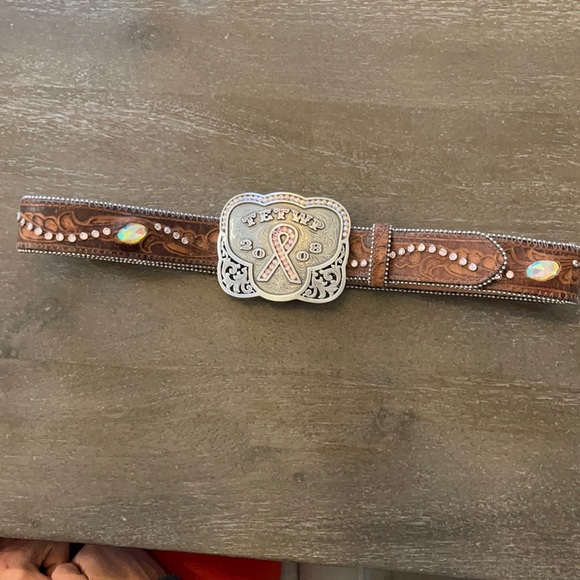 Wrangler Breast Cancer Women’s Belt - Picture 1 of 6
